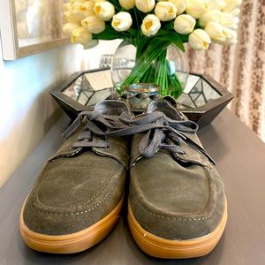 Gorilla Green Suede Lace Up Sneakers, Sz 11